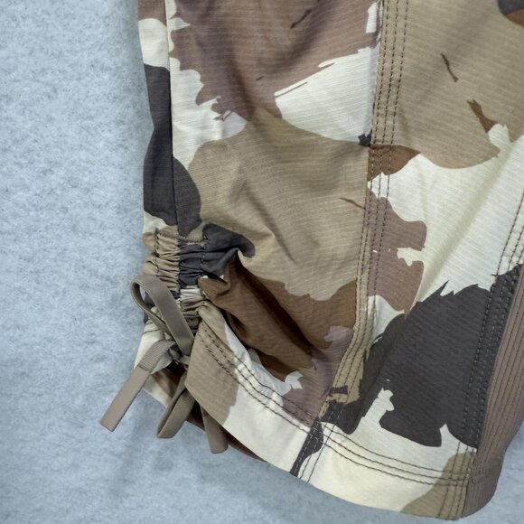 Indygena Pants Womens XS Camo Cropped Drawstring Outdoor Hiking Activewear - Picture 2 of 11